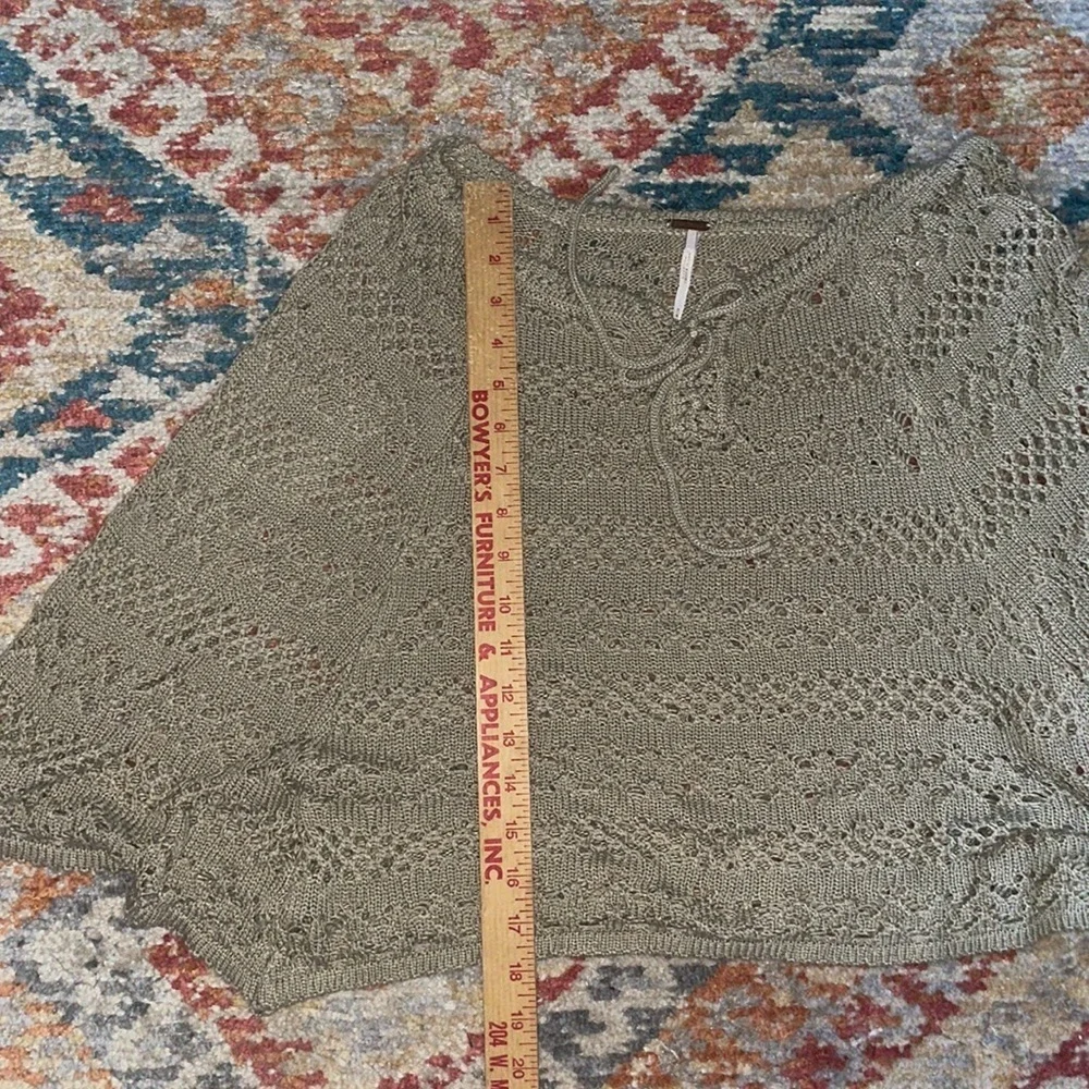 Free People Crochet poncho/ shaw - medium